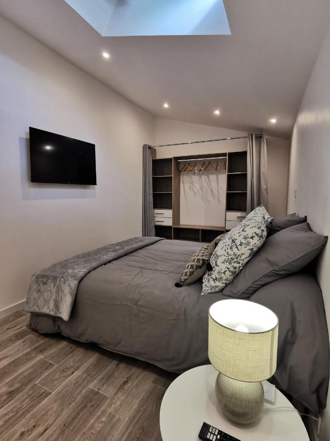 Loft 90M2 - Tout Confort ليبورن المظهر الخارجي الصورة